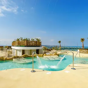 Luxury Ocean Plaza Private Large 1 Bed Apartment