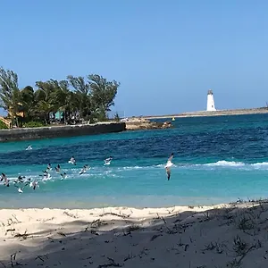 https://coral-breeze-villa.comcaribbean.com