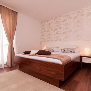 https://apartment-arsenal-1.hotelinzadar.com